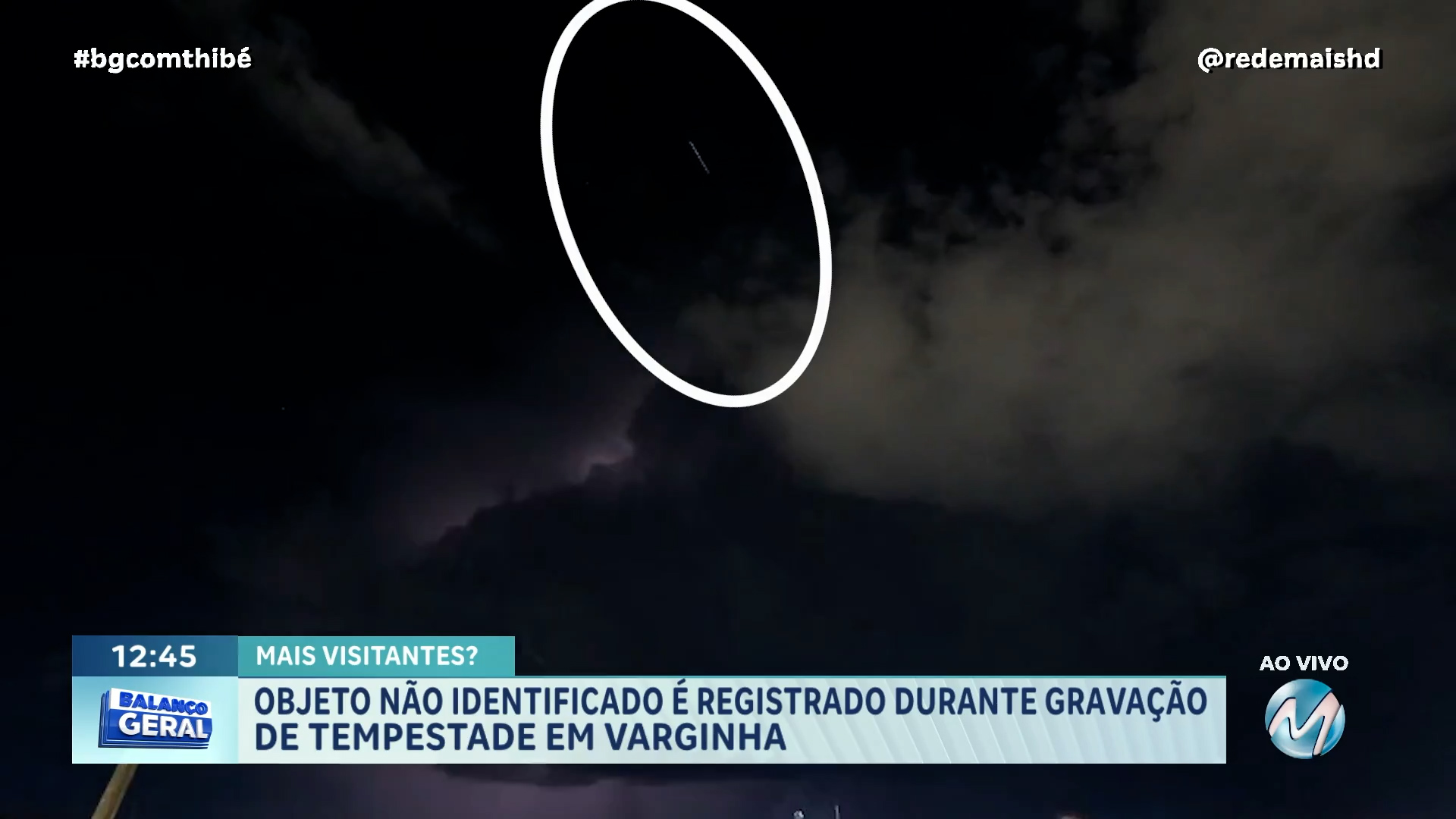 OBJETO NÃO IDENTIFICADO É REGISTRADO DURANTE GRAVAÇÃO DE TEMPESTADE EM VARGINHA